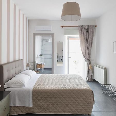 B&B Vicolo Garibaldi Valguarnera Caropepe Buitenkant foto