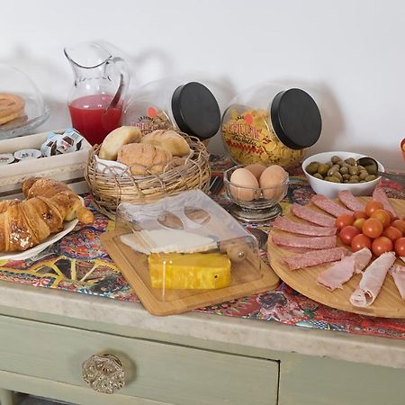 B&B Vicolo Garibaldi Valguarnera Caropepe Buitenkant foto