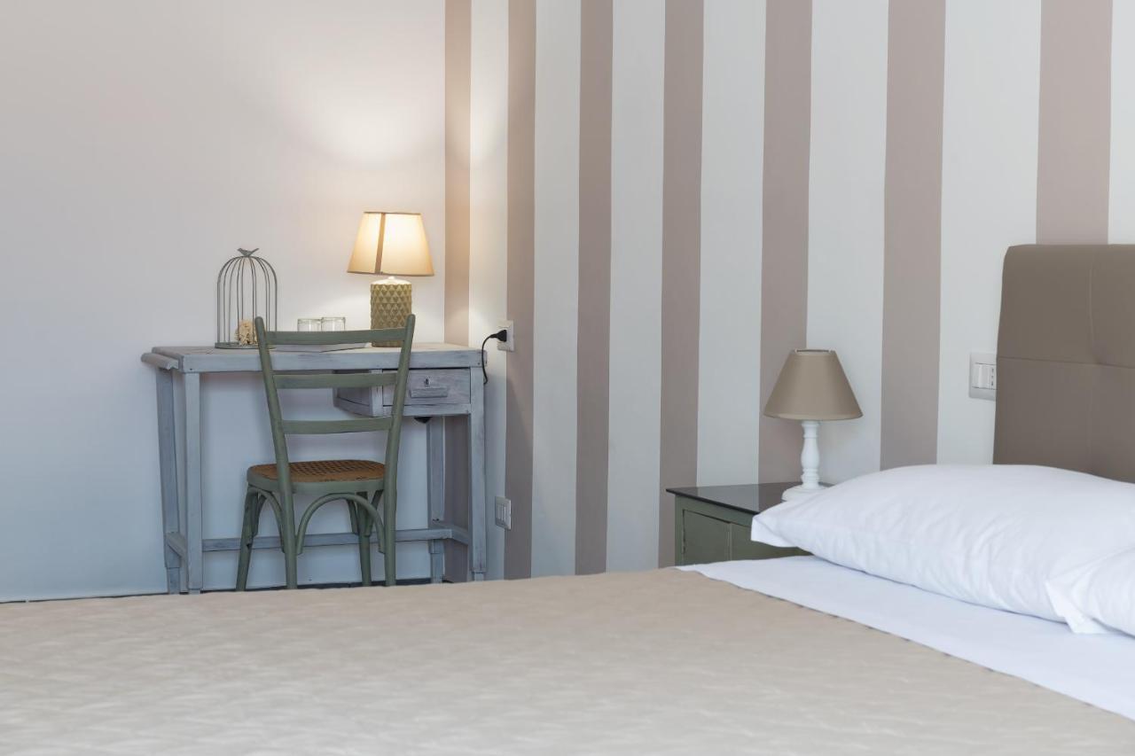 B&B Vicolo Garibaldi Valguarnera Caropepe Buitenkant foto