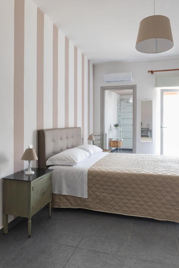 B&B Vicolo Garibaldi Valguarnera Caropepe Buitenkant foto